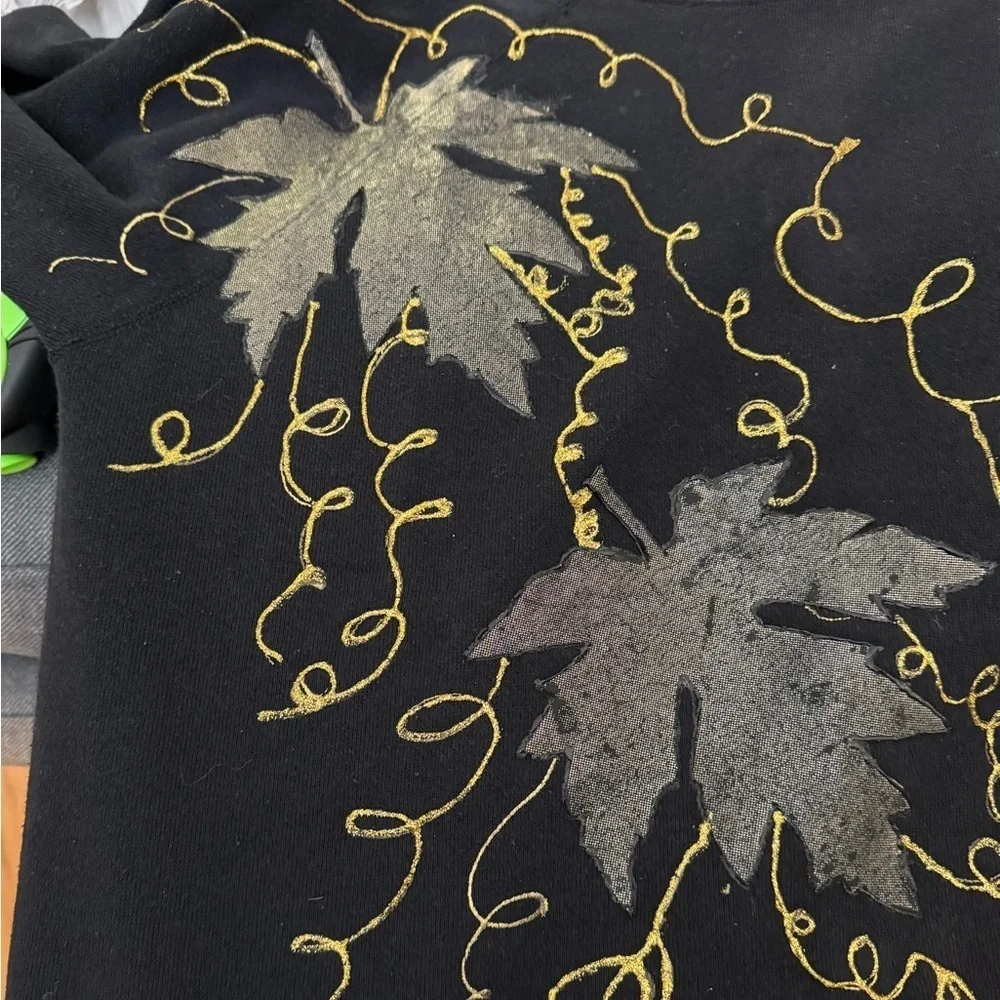 90’s Embroidered HandPainted Fall Black & Gold Leaf Sweatershirt Grannycore Lg - Picture 12 of 13
